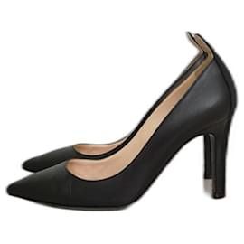 Fendi Absatzschuhe aus schwarzem Leder