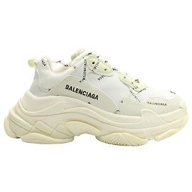 Balenciaga Triple S Sneakers Allover-Logo aus weißem Polyurethan