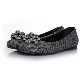 Chanel, Ballerine Camellia a spina di pesce grigia