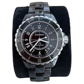 Reloj Chanel J12 de cerámica negra 38mm