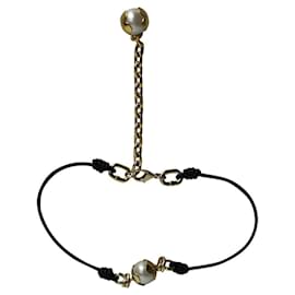 Collana girocollo Louis Vuitton con perle annodate in metallo color oro e pelle nera