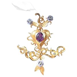 Spilla di ametista di Christian Lacroix