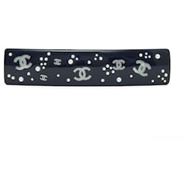 03Un fermaglio per capelli CC XL blu notte - Chanel
