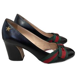 Saltos GUCCI T.EU 37.5 Couro