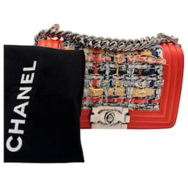 Chanel Boy Small Borsa in pelle d'agnello corallo e tweed multicolor