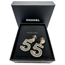 Orecchini Chanel Numero 5 in strass e metallo dorato