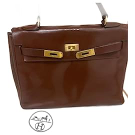 Borsa Hermès Kelly 32 in pelle vernice marrone scuro