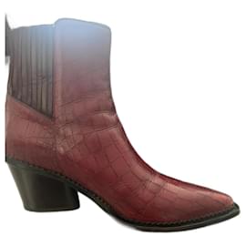 Botas de Cano Curto Sartore em Couro Vermelho Escuro