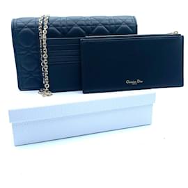 portafoglio Miss Dior con catena Dior