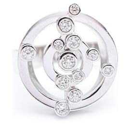 Autre Marque ADAGIO-Ring aus Weißgold mit Diamanten.
