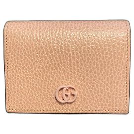 Gucci Cartera GG Marmont de piel