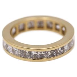 Autre Marque Gold-Ehering mit Diamanten im Prinzessschliff