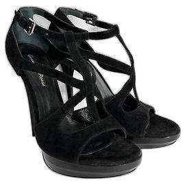 Sandali Gianvito Rossi in scamosciato nero