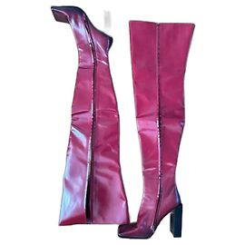 Balenciaga Quadro Overknee-Stiefel mit quadratischer Zehenpartie aus der FW17 von Demna Gvasalia