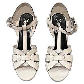 Sandales Yves Saint Laurent Tribute en cuir blanc 37
