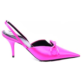 Balenciaga Sandalen aus Seide Rosa