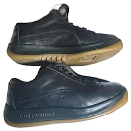 Louis Vuitton Derbie Scarpe Stringate Nere in Pelle