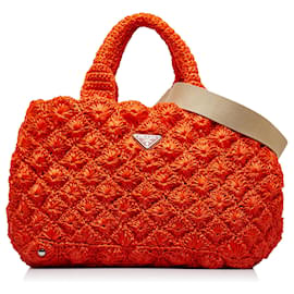 Orangefarbene Prada-Raffia-Tasche