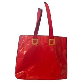 Bolsa shopper Fendi em verniz vermelho