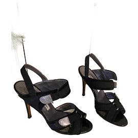 Sandali Manolo Blahnik Skitta in pelle nera