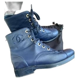 Stivaletto stringato in pelle Chanel 37