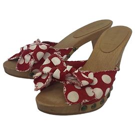 Zoccolo a pois di Miu Miu