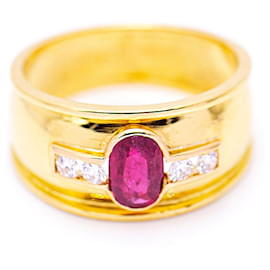 Goldring mit Rubin in ovaler Größe - Autre Marque