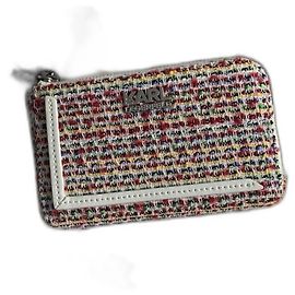 Karl Lagerfeld Monederos, carteras, casos