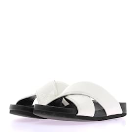 Celine Mules und Clogs T.EU 37 Leder - Céline