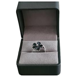 Blumenring aus Weißgold 18 Cts - Autre Marque