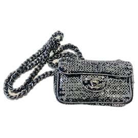 Chanel Borsa con paillettes mini con patta Rara!