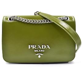 Borsa a tracolla Prada Pattina Saffiano Vernic verde in pelle