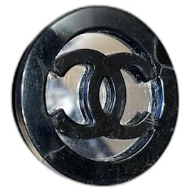 Chanel Brosche Schwarz aus Resin