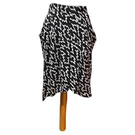 Falda Isabel Marant de seda blanca y negra