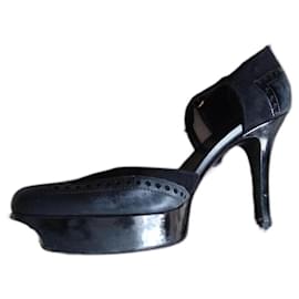 Gucci Slingback-Pumpen aus schwarzem Leder mit Plateau