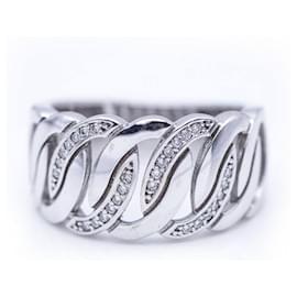 Autre Marque Breiter Ring aus Weißgold mit Diamanten.