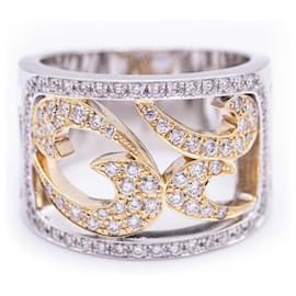 Autre Marque Ring aus Weiß- und Roségold mit Diamanten.