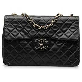 CHANEL - Westminster Pearl Shoulder Bag in Black Smooth Leather