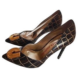 Décolleté Charles Jourdan in pelle nera con tacco 19 cm