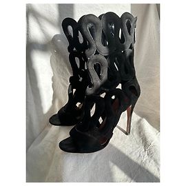 Alaïa Stivale in suede tagliato al laser Alaia