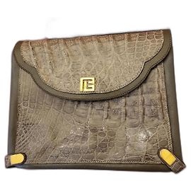 Borsa Pierre Balmain in pelle di coccodrillo grigia