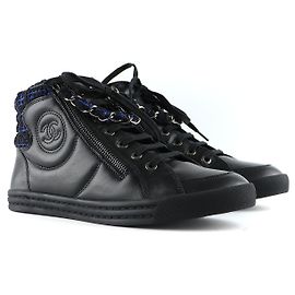 CHANEL - Sneakers alte in pelle nera e tweed (taglia 38,5)