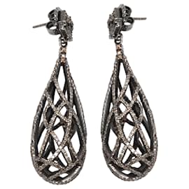 Silberfarbene Tropfenohrringe mit Pavé-Diamanten von Bavna  - Autre Marque