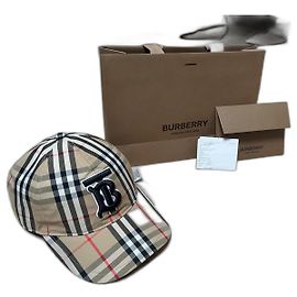 Berretto Burberry Beige in Cotone Taglia M