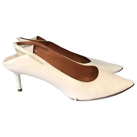 Vêtements VETEMENTS Tacones T.EU 40 Cuero
