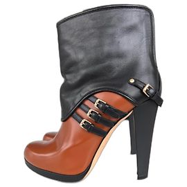 Stivaletti Bally in pelle marrone e nera