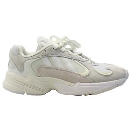 Autre Marque Adidas Originals Yung 1 Sneakers in camoscio bianco
