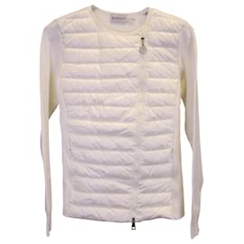 Asymmetrische Moncler-Jacke mit Reißverschluss aus cremefarbenem Polyamid