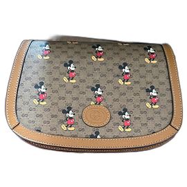 Gucci x Disney monogram

Gucci x Disney monogram