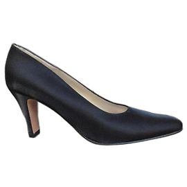 décolleté Salvatore Ferragamo taglia 38